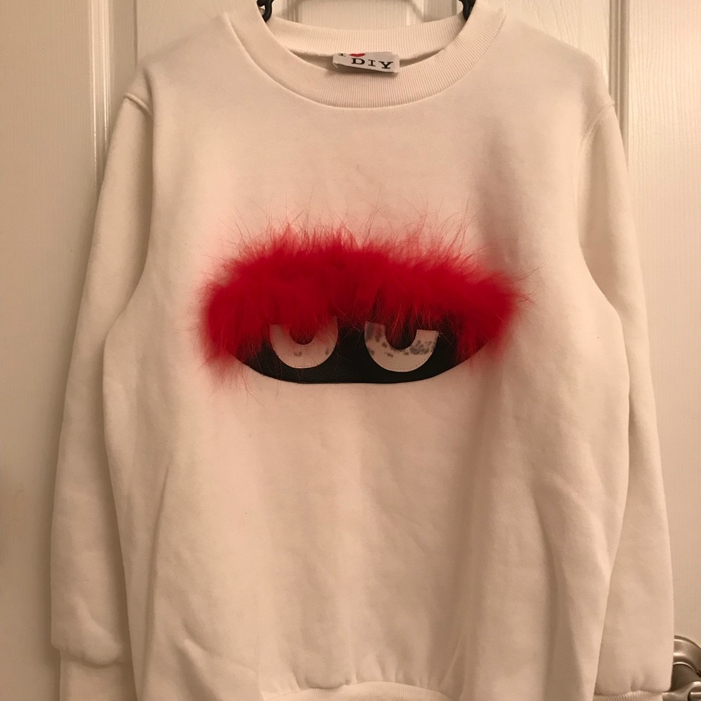 Women sweat shirt